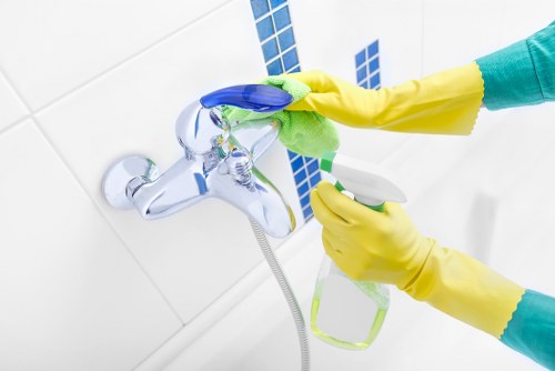 Thorough property cleaning preparation in Ealing