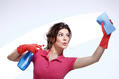 Detailed kitchen cleaning during a move in service in Ealing